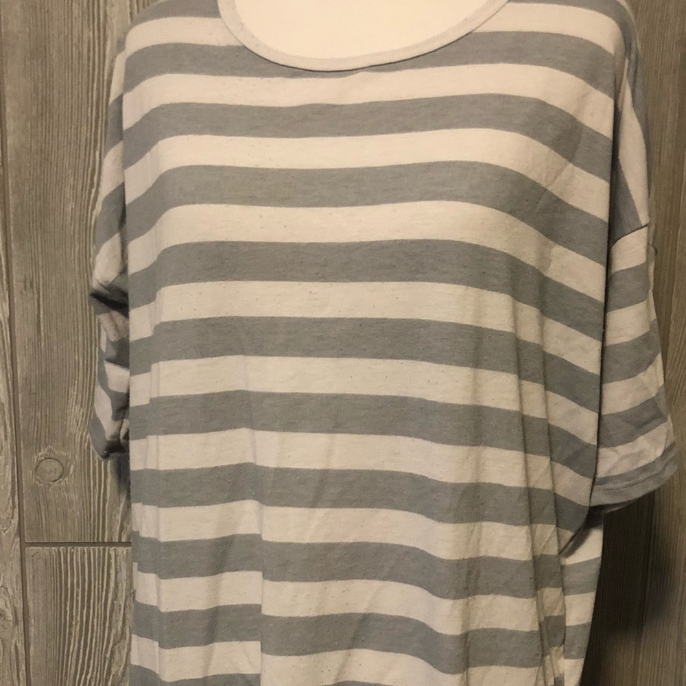Xs LuLaRoe Irma stripped